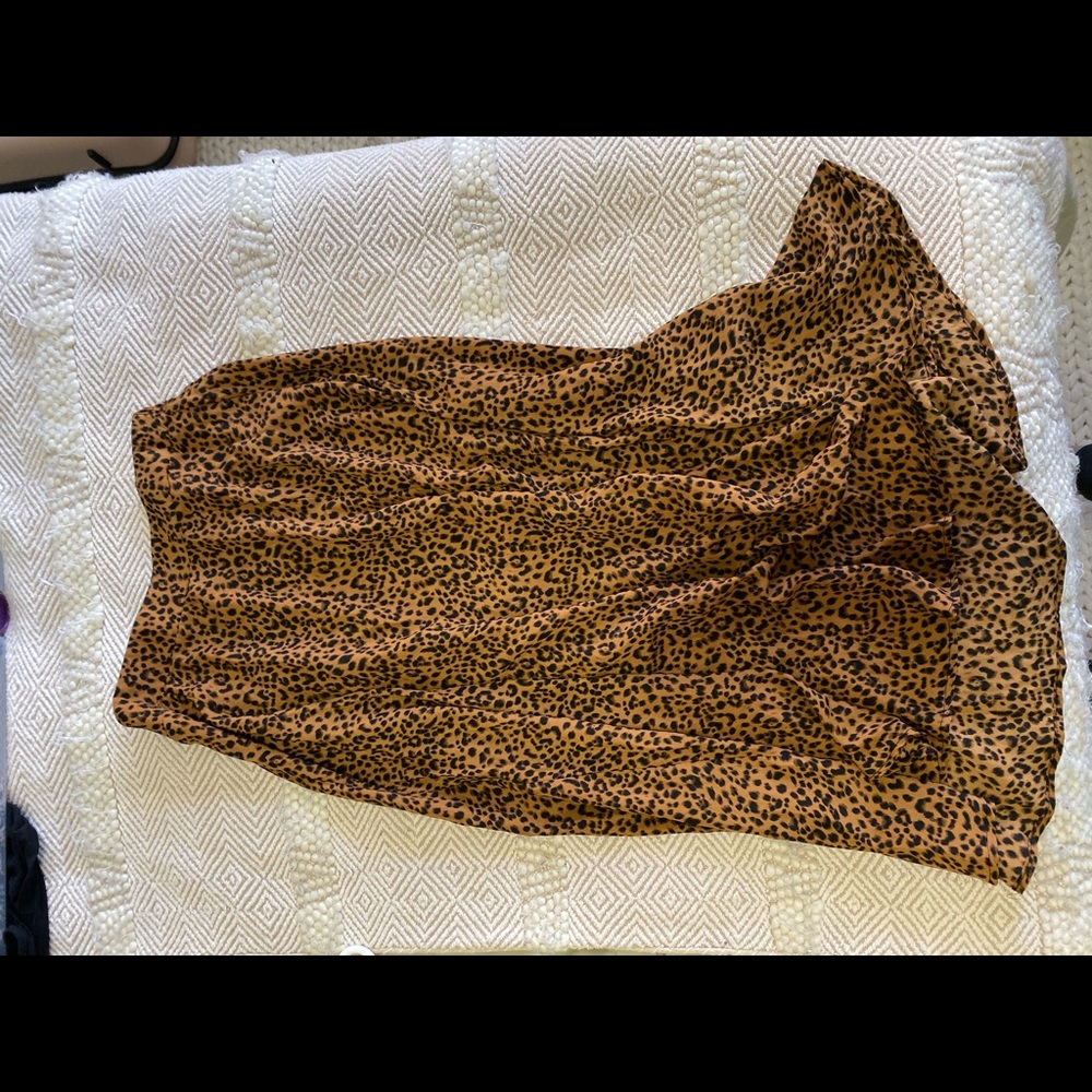NWT- Ooh La Luxe cheetah midi skirt